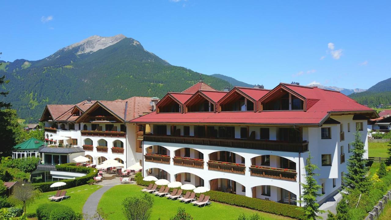 Hotel Alpen Residence Ehrwald Exteriör bild