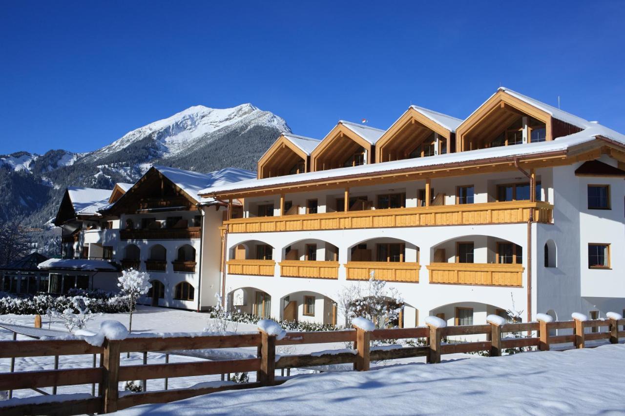 Hotel Alpen Residence Ehrwald Exteriör bild