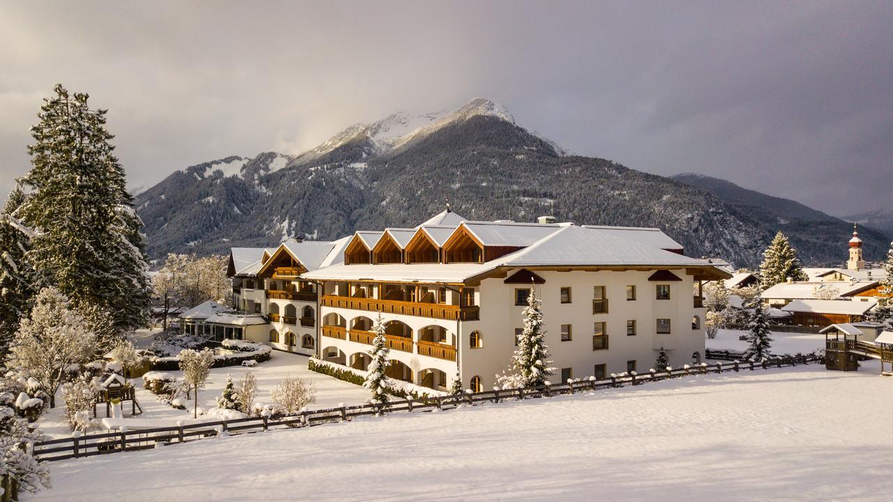 Hotel Alpen Residence Ehrwald Exteriör bild