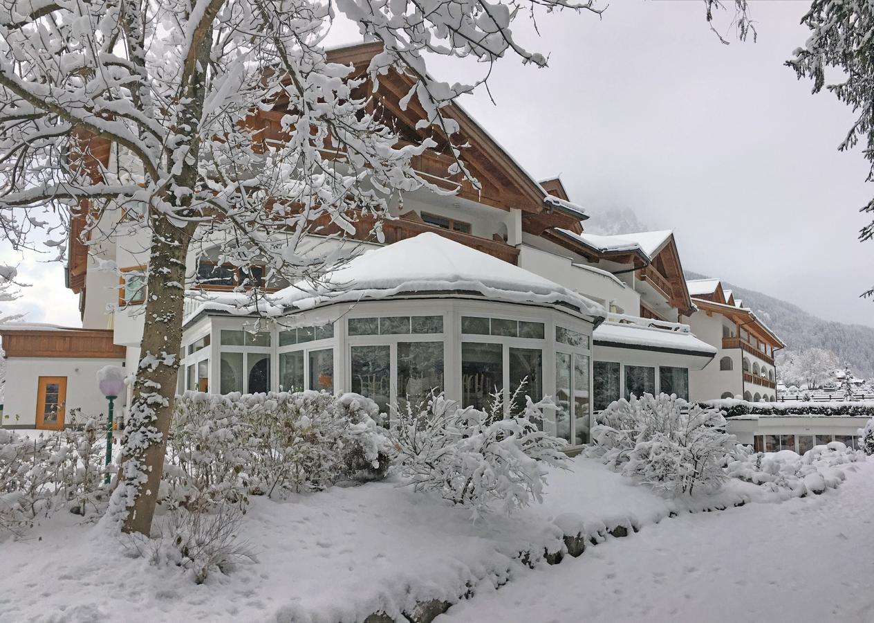 Hotel Alpen Residence Ehrwald Exteriör bild